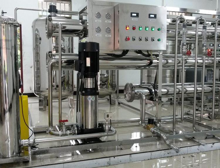 开云在线（中国）科技有限公司官网2吨医药不锈钢高纯水设备，遵义反渗透水处理装置